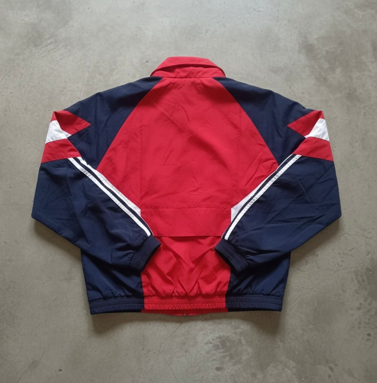 Retro Arsenal Windbreaker